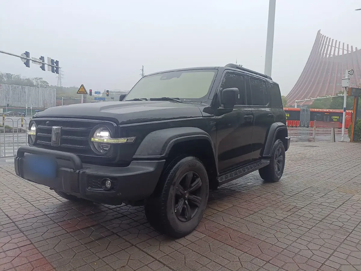 2021 Tank 300 2.0T 227HP L4 8AT