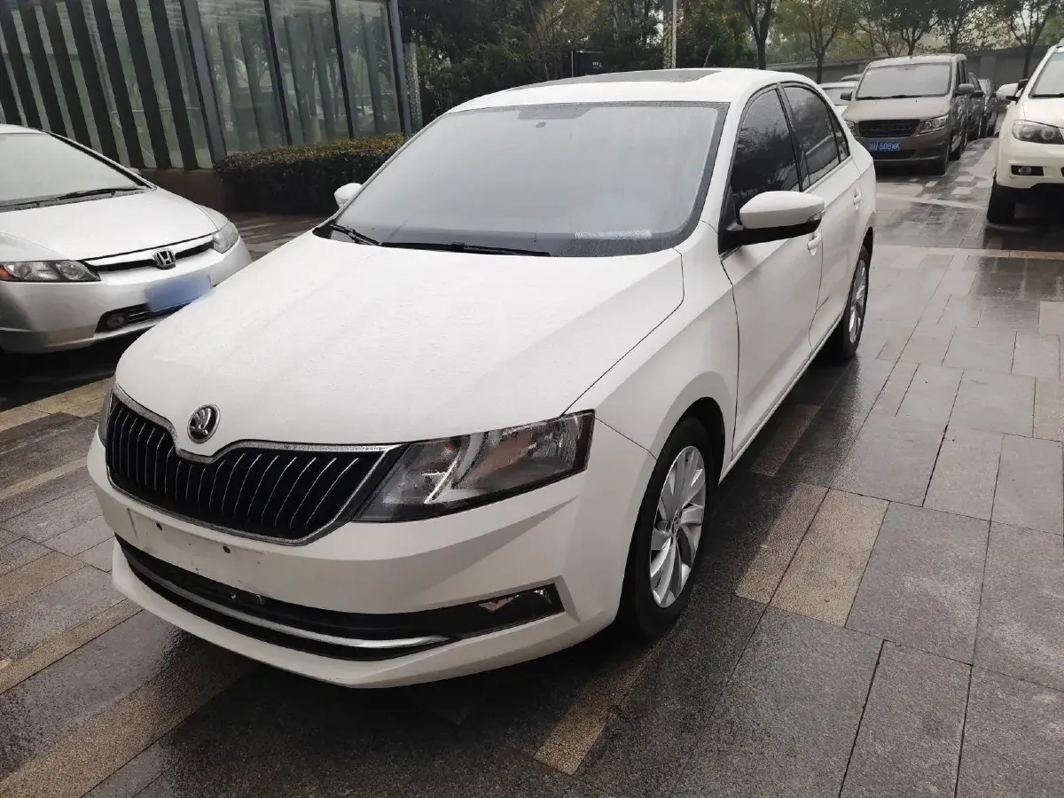 2019 Skoda Rapid 1.5L 112HP L4 6AT