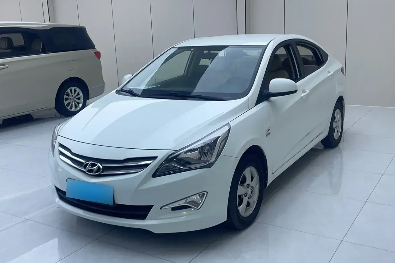 2014 Hyundai Reina 1.4L 107HP L4 4AT