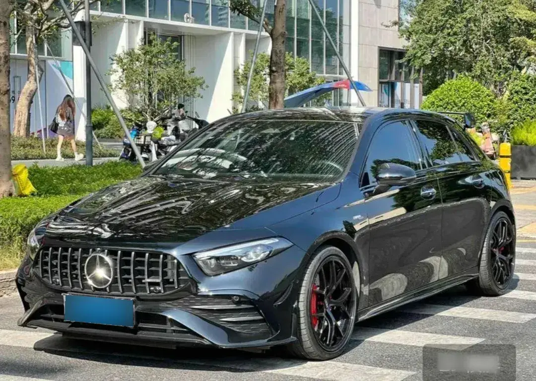 2024 Mercedes-Benz A AMG 2.0T 306HP L4 8DCT