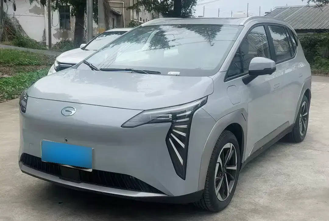 2024 Aion Y BEV 49.75KWH