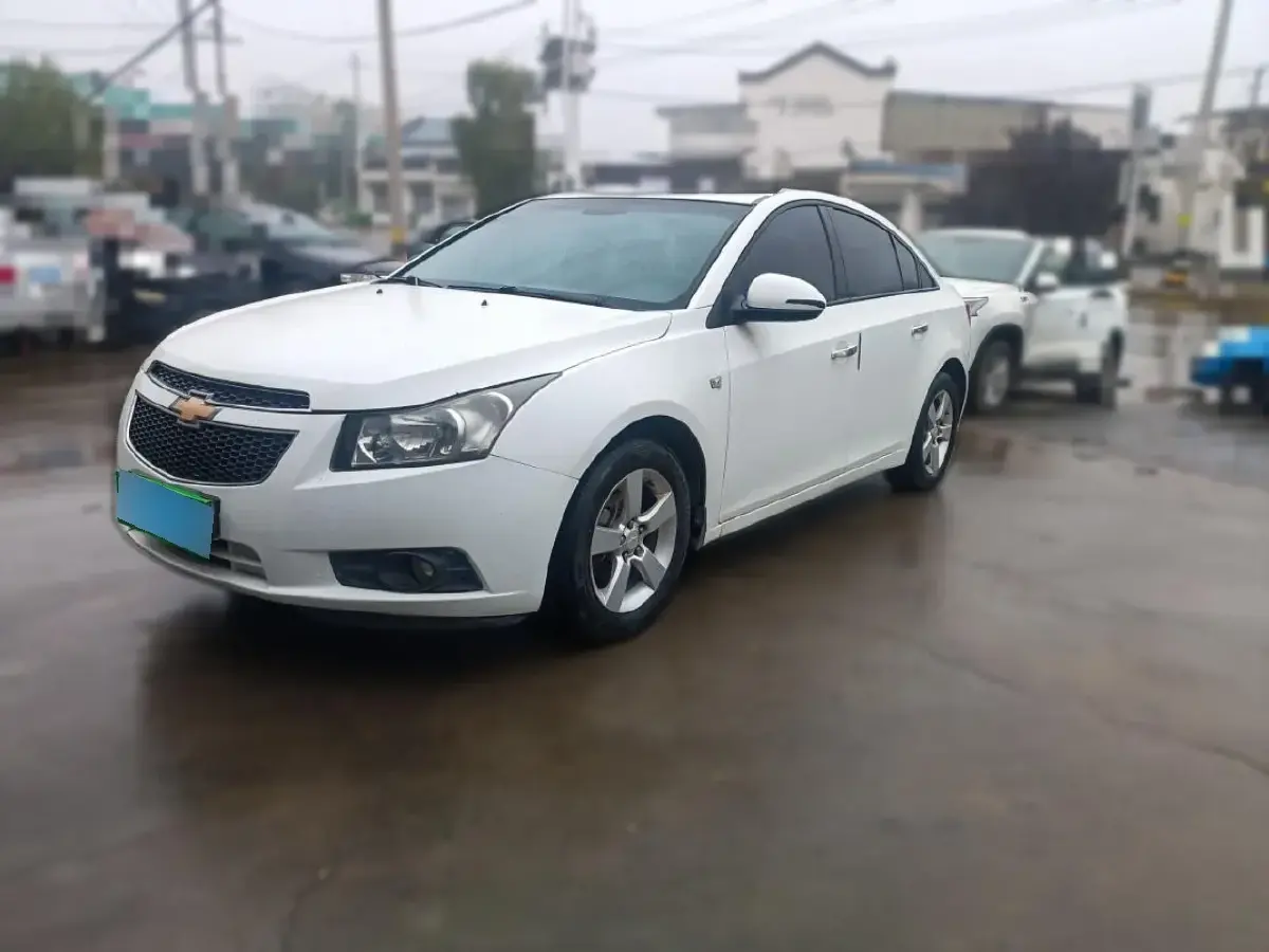 2013 Chevrolet Cruze 1.8L 147HP L4 6AT