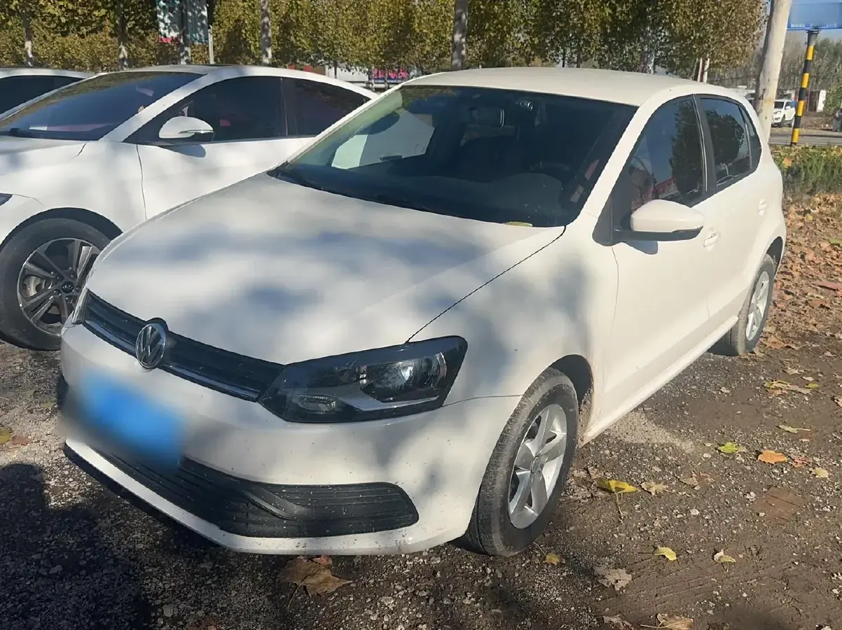 2016 Volkswagen Polo 1.4L 90HP L4 5MT