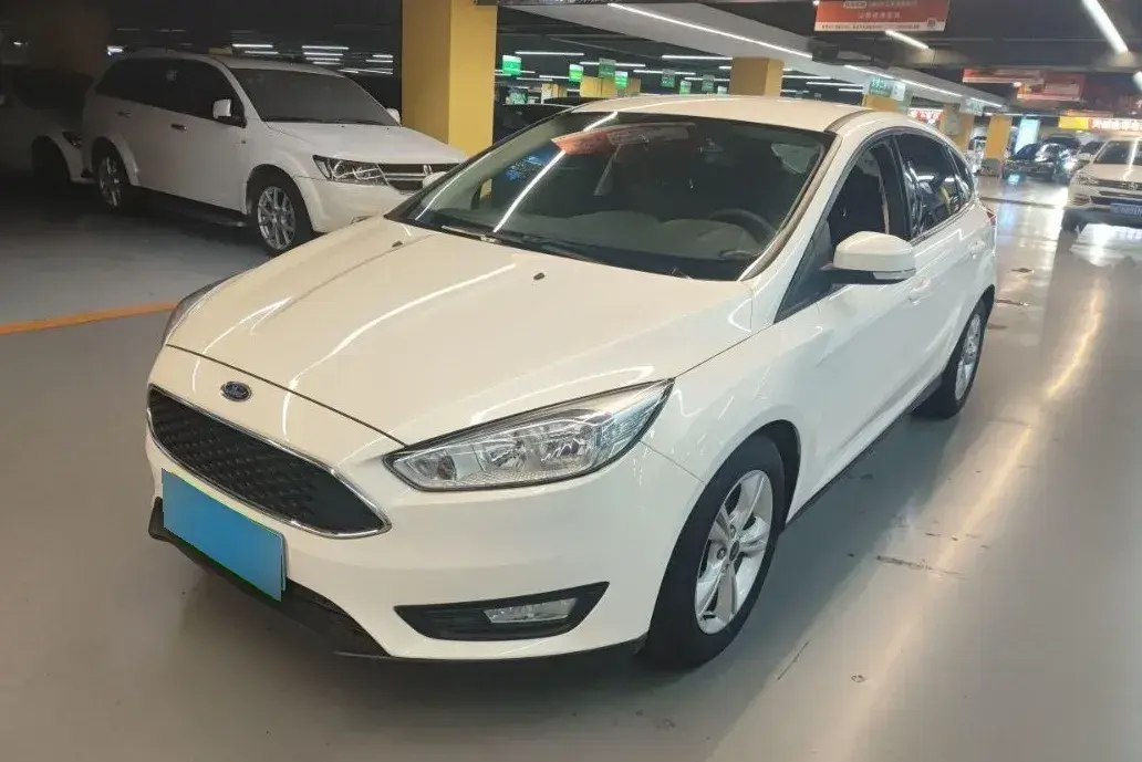 2017 Ford Focus 1.6L 125HP L4 6DCT