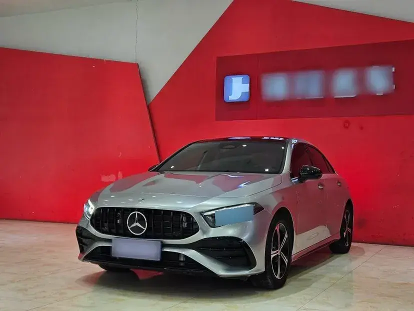 2023 Mercedes-Benz A Class 1.3T 163HP L4 7DCT