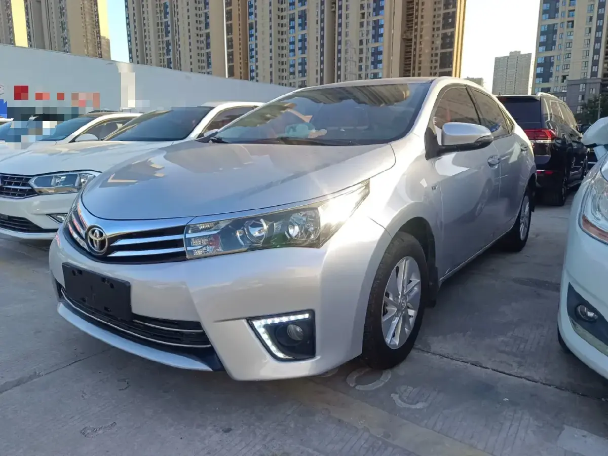 2014 Toyota Corolla 1.6L 122HP L4 CVT