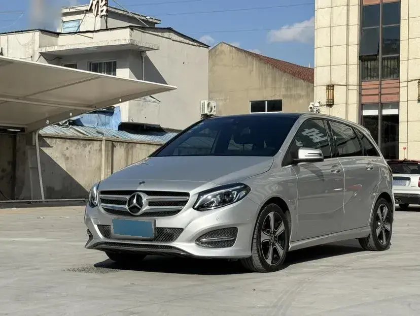 2017 Mercedes-Benz B Class 1.6T 156HP L4 7DCT