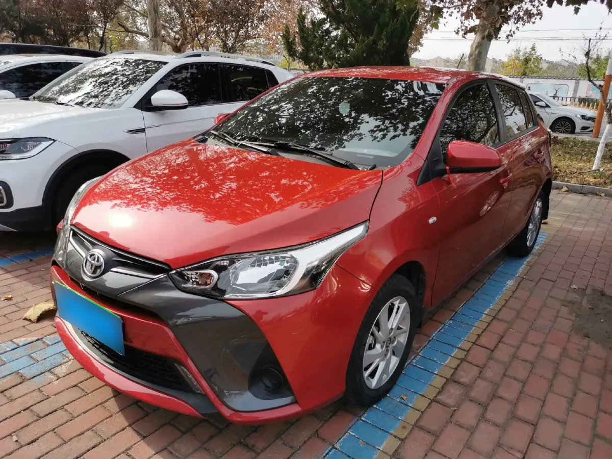 2020 Toyota Yaris L 1.5L 110HP L4 CVT
