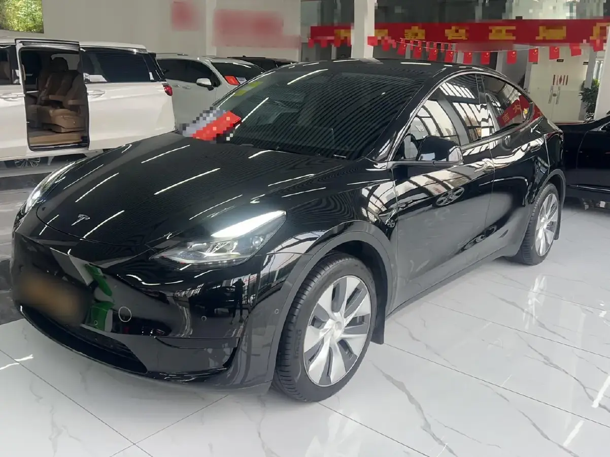 2022 Tesla Model Y BEV 60KWH