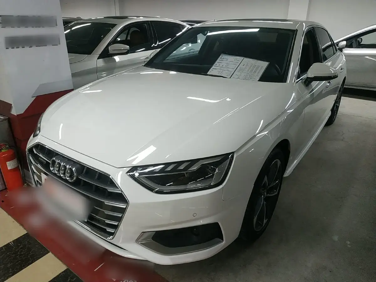 2020 Audi A4L 2.0T 190HP L4 7DCT