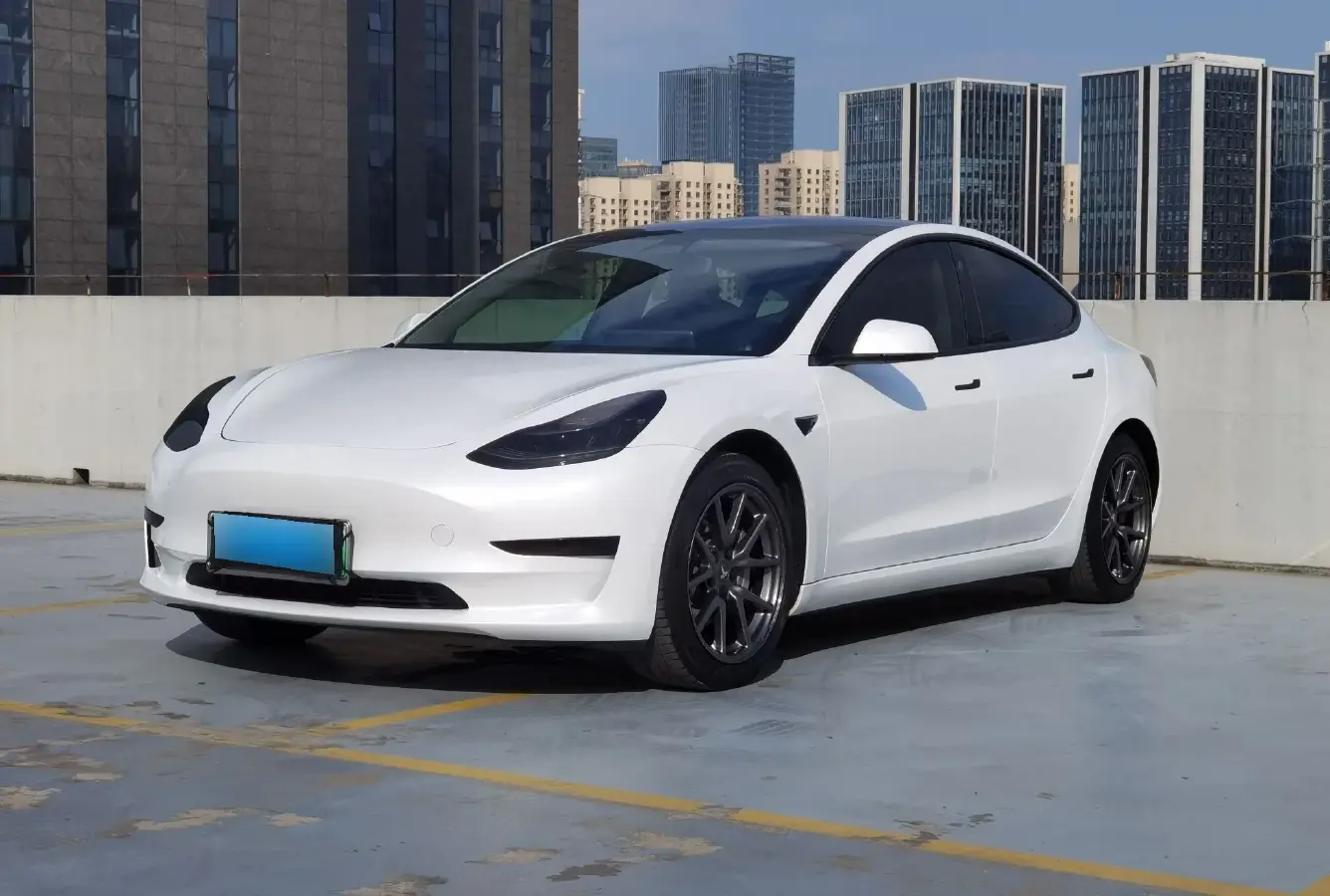 2020 Tesla Model 3 BEV 52KWH