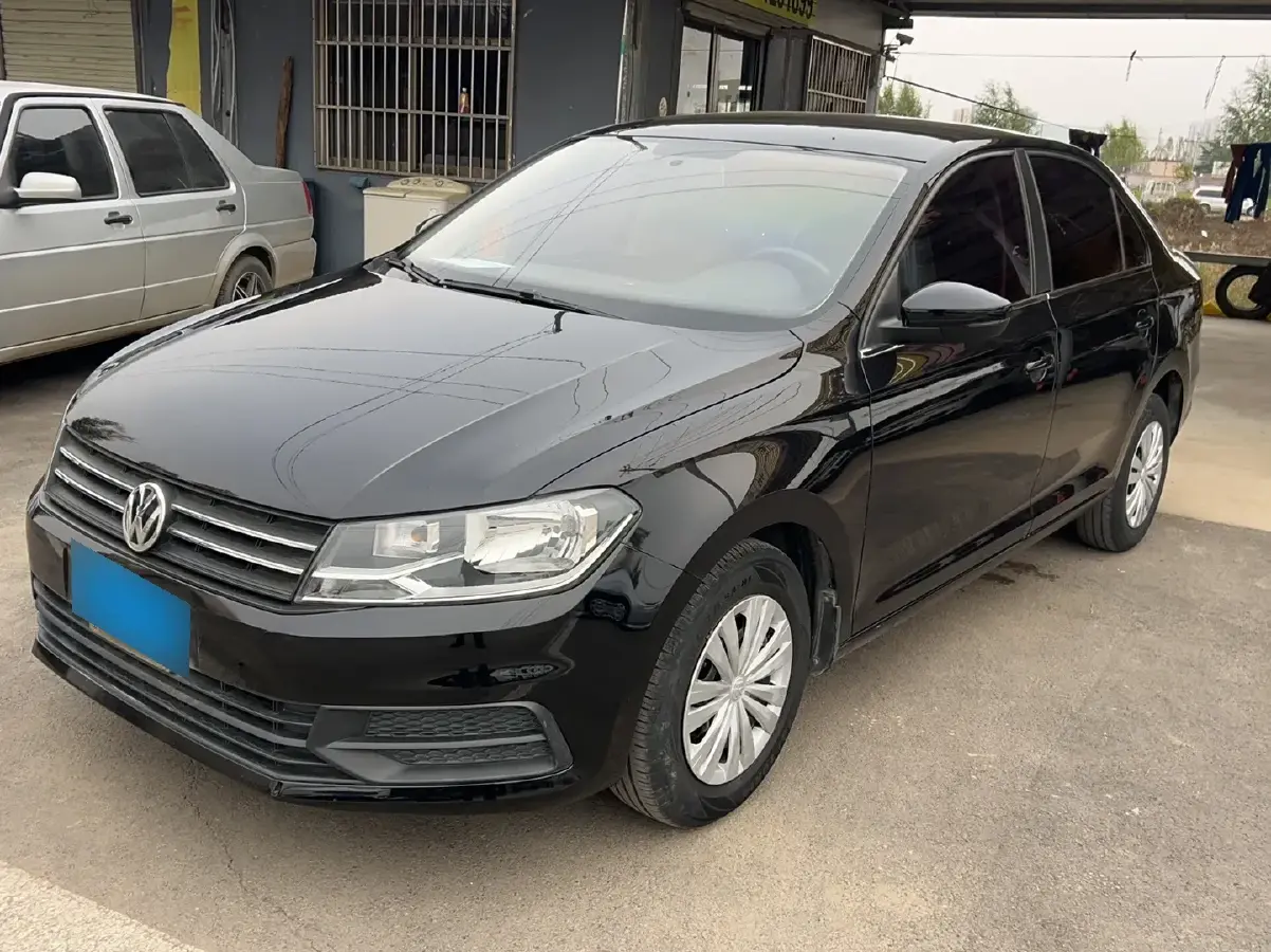 2016 Volkswagen Santana 1.4L 90HP L4 5MT