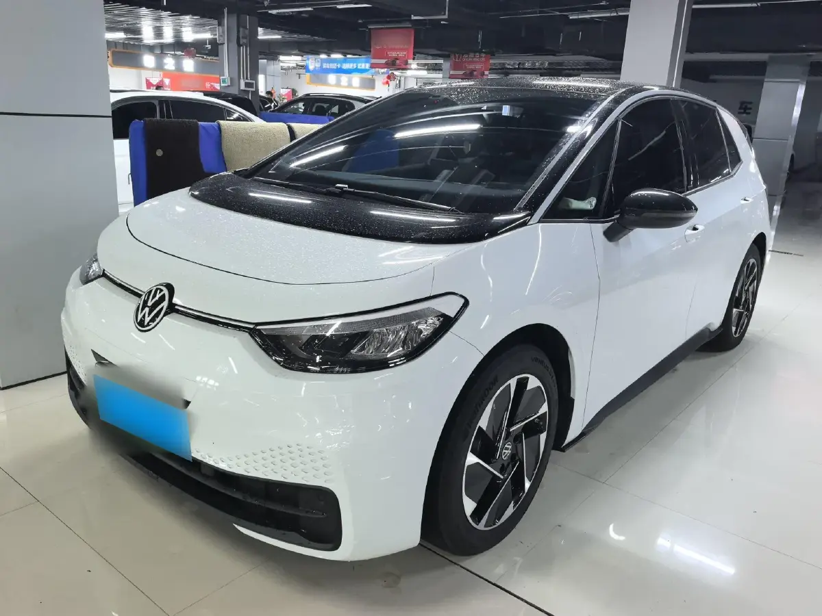 2025 Volkswagen ID.3 BEV 52.8KWH