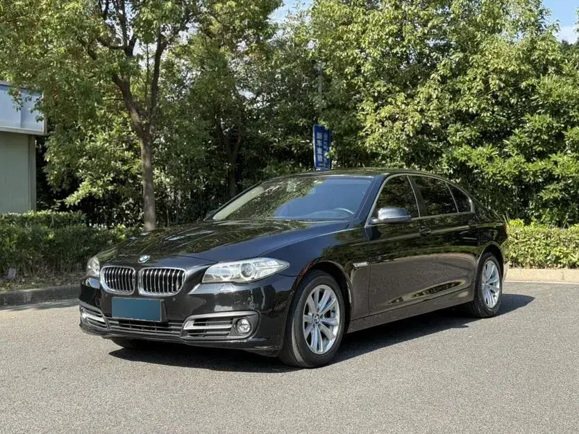 2014 BMW 5 Series 2.0T 184HP L4 8AT