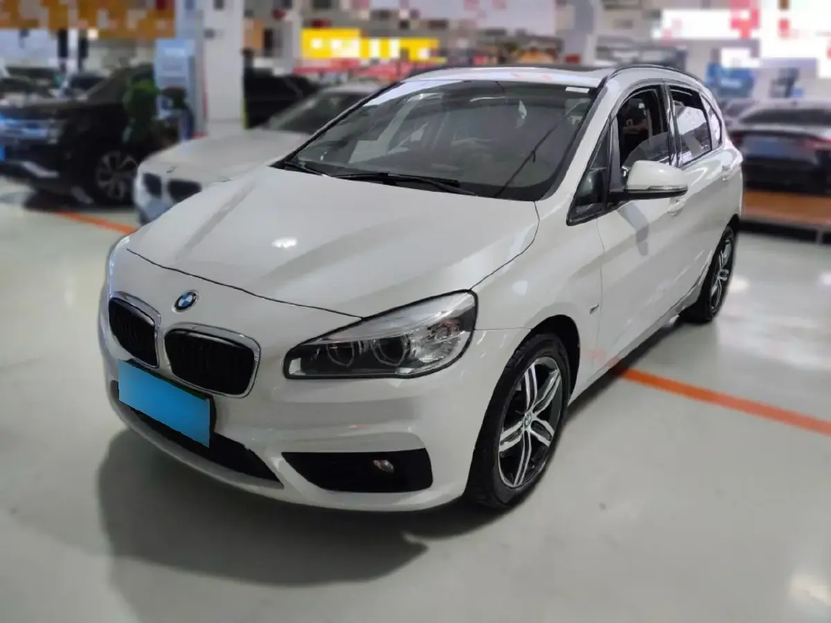 2016 BMW 2 Series Wagon 1.5T 136HP L3 6AT
