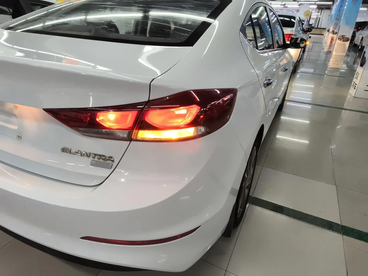 2018 Hyundai Elantra 1.6L 130HP L4 6AT,autocango,china used car exporter,china ev exporter,chinese used car exporter,chinese used ev exporter