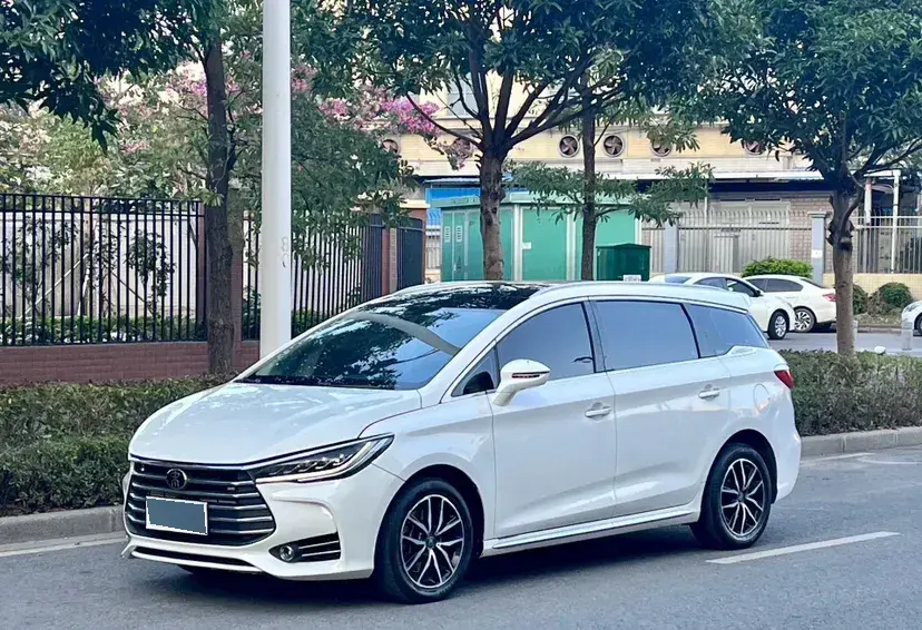 2017 BYD Song MAX 1.5T 154HP L4 6DCT