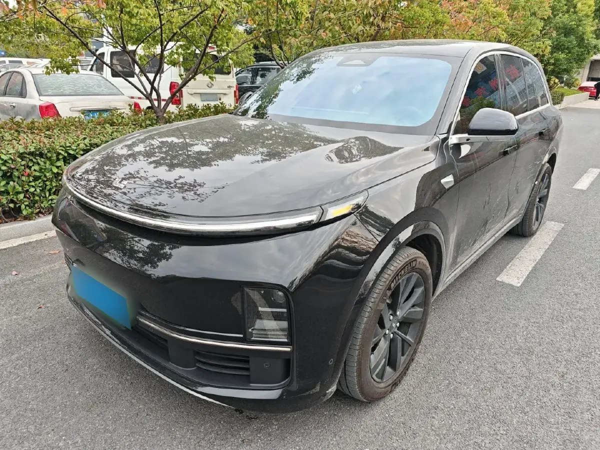 2023 Li L8 Range Extended 154HP REEV 40.9KWH