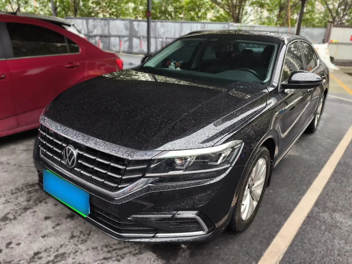 2021 Volkswagen Passat 2.0T 186HP L4 7DCT