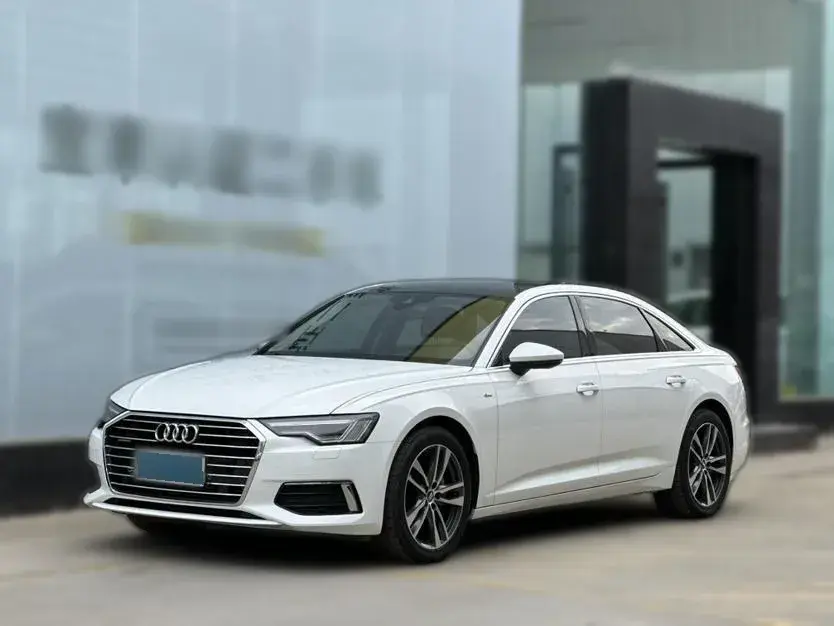 2019 Audi A6L 2.0T 190HP L4 7DCT