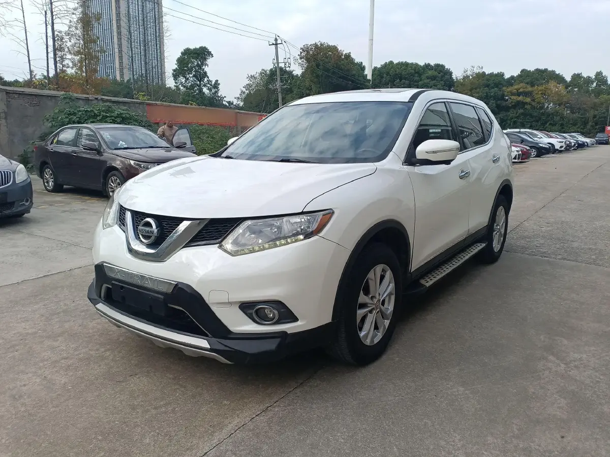 2014 Nissan X-Trail 2.0L 150HP L4 CVT