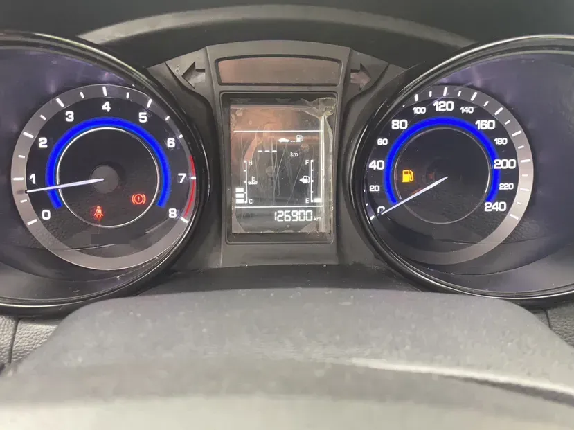 2016 ChangAn CS15 1.5L 107HP L4 5MT,autocango,china used car exporter,china ev exporter,chinese used car exporter,chinese used ev exporter