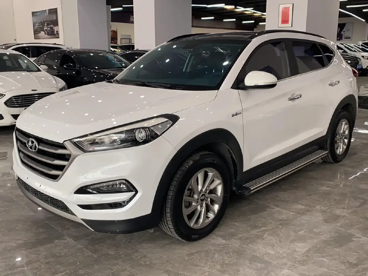 2015 Hyundai Tucson 1.6T 177HP L4 7DCT