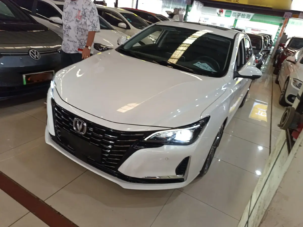 2022 ChangAn Raeton CC 1.5T 188HP L4 7DCT