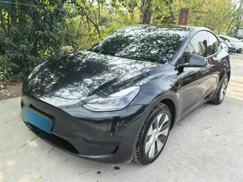 2022 Tesla Model Y BEV 60KWH
