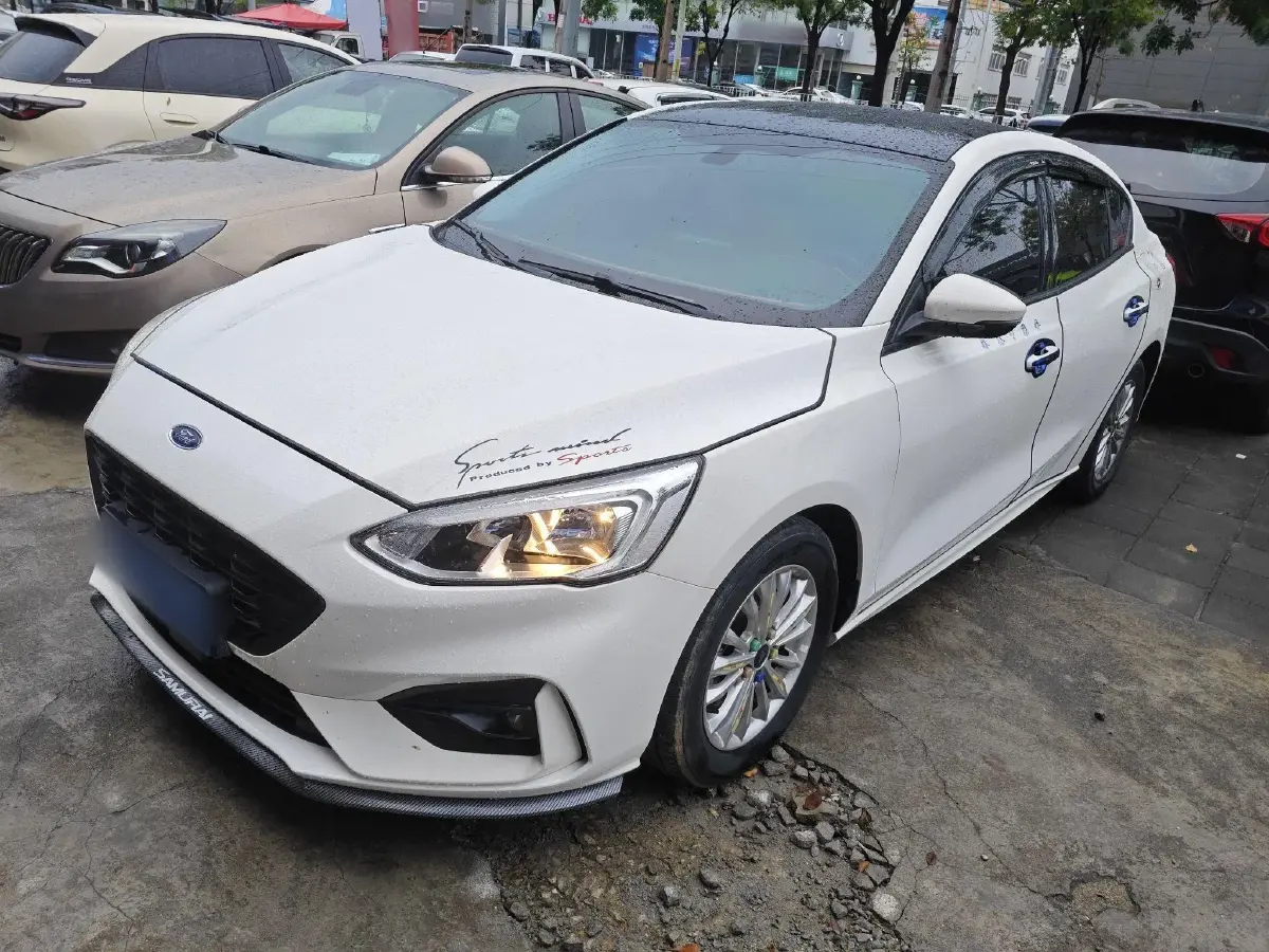 2020 Ford Focus 1.5T 174HP L3 8AT