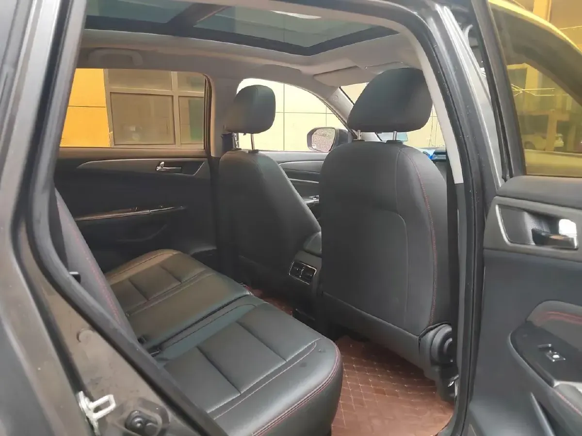 2017 ChangAn CS75 1.5T 170HP L4 6AT,autocango,china used car exporter,china ev exporter,chinese used car exporter,chinese used ev exporter