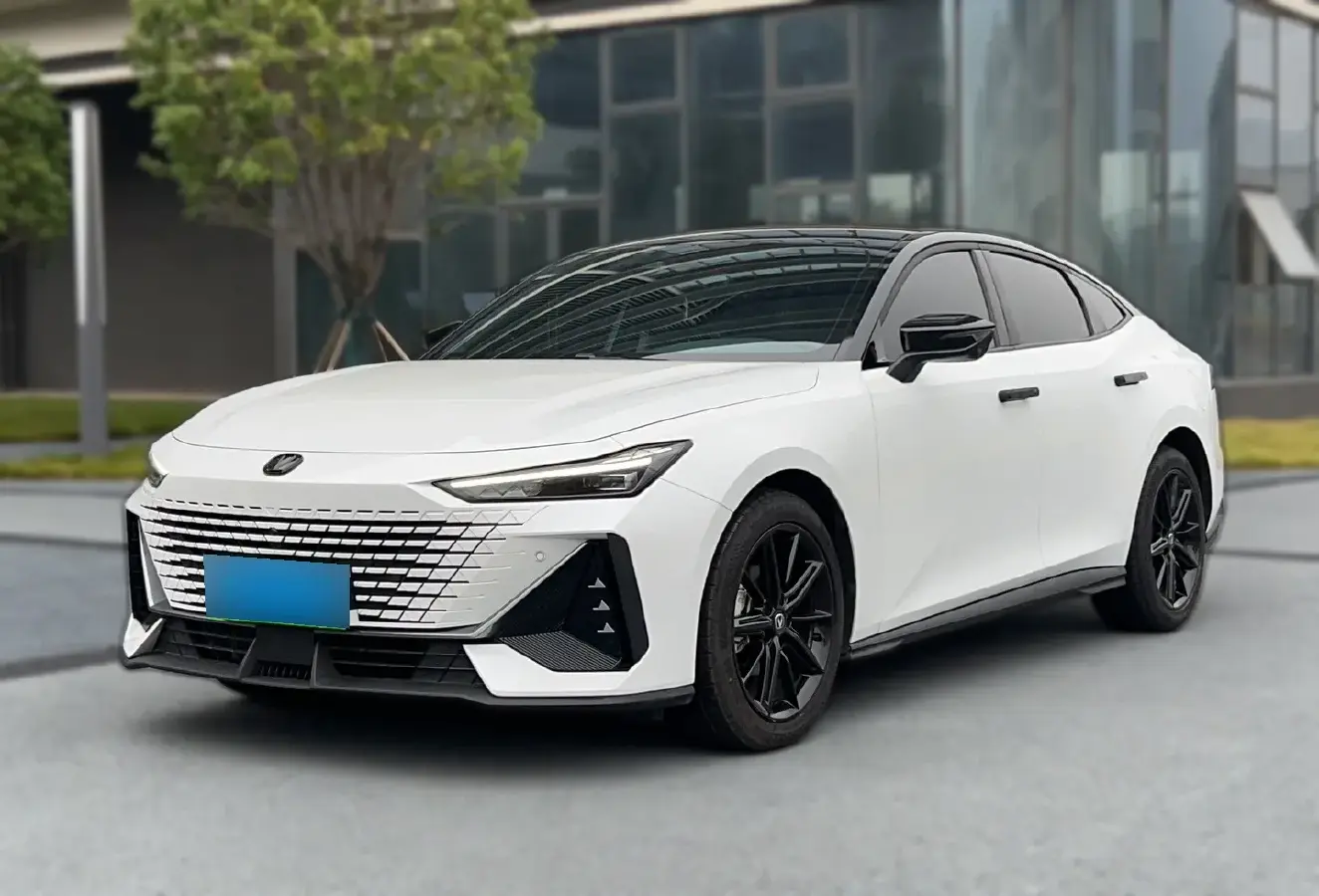 2023 ChangAn UNI-V 1.5T 188HP L4 7DCT