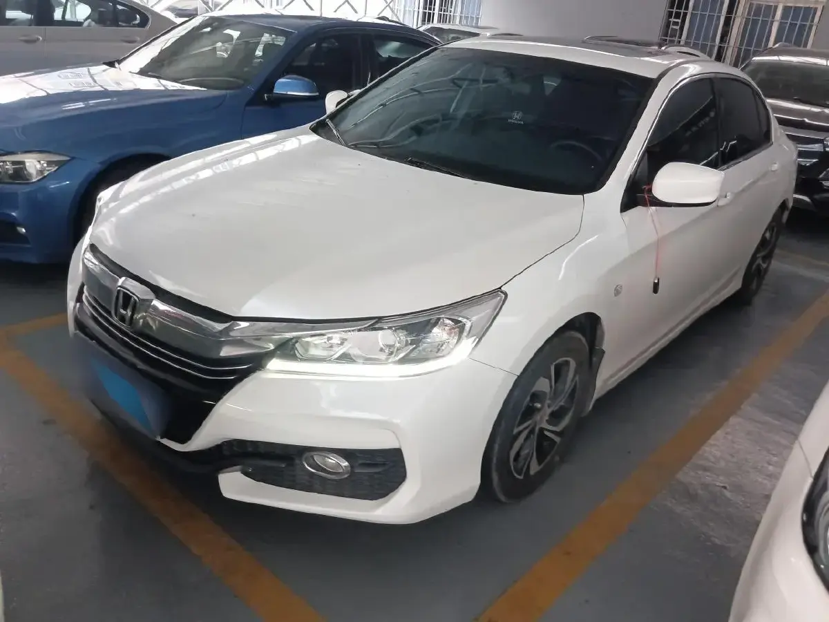 2016 Honda Accord 2.0L 155HP L4 CVT