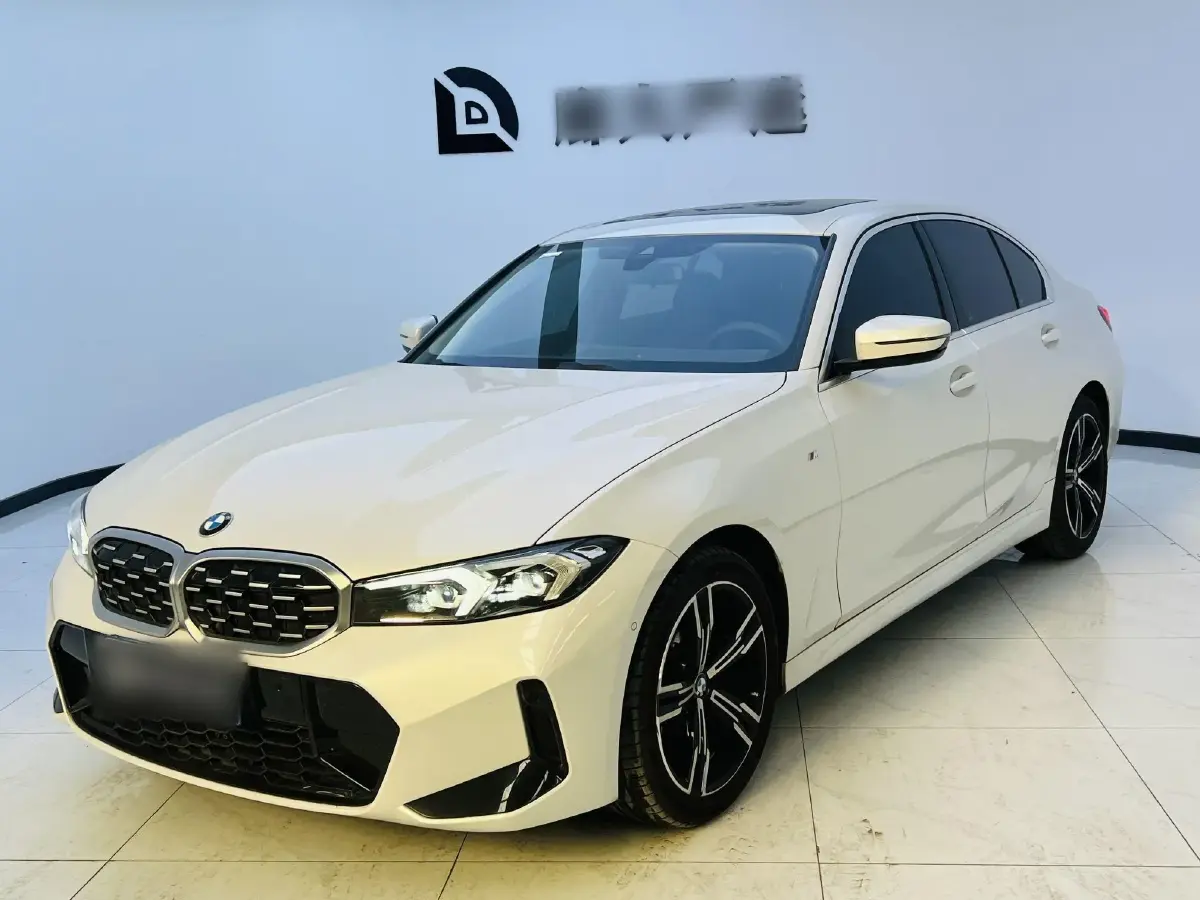 2024 BMW 3 Series 2.0T 184HP L4 8AT