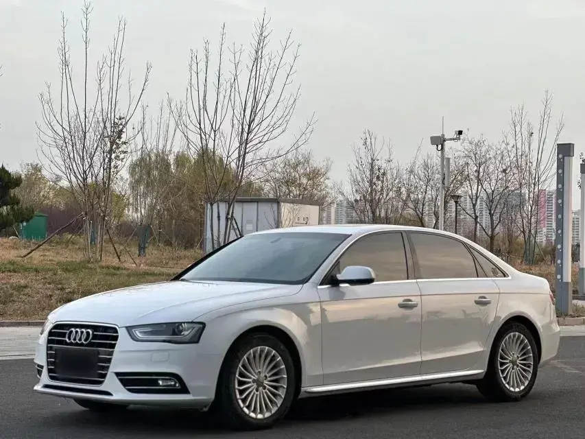 2016 Audi A4L 2.0T 180HP L4 CVT