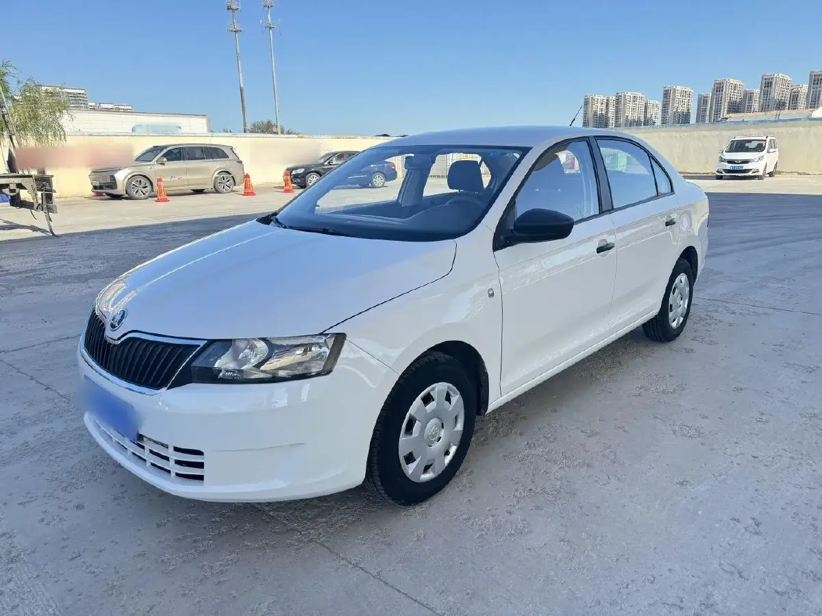 2015 Skoda Rapid 1.6L 110HP L4 6AT