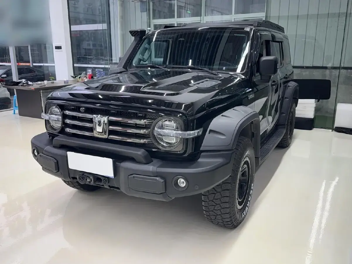 2022 Tank 300 2.0T 227HP L4 8AT