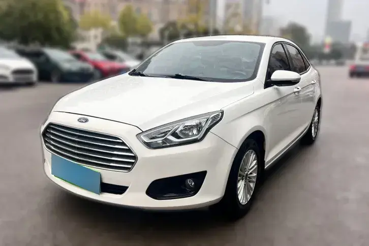 2015 Ford Escort 1.5L 113HP L4 6AT