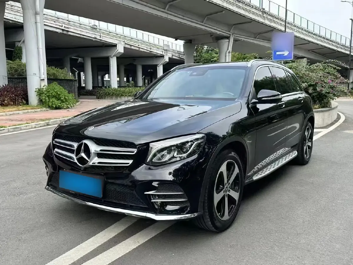 2019 Mercedes-Benz GLC Class 2.0T 211HP L4 9AT