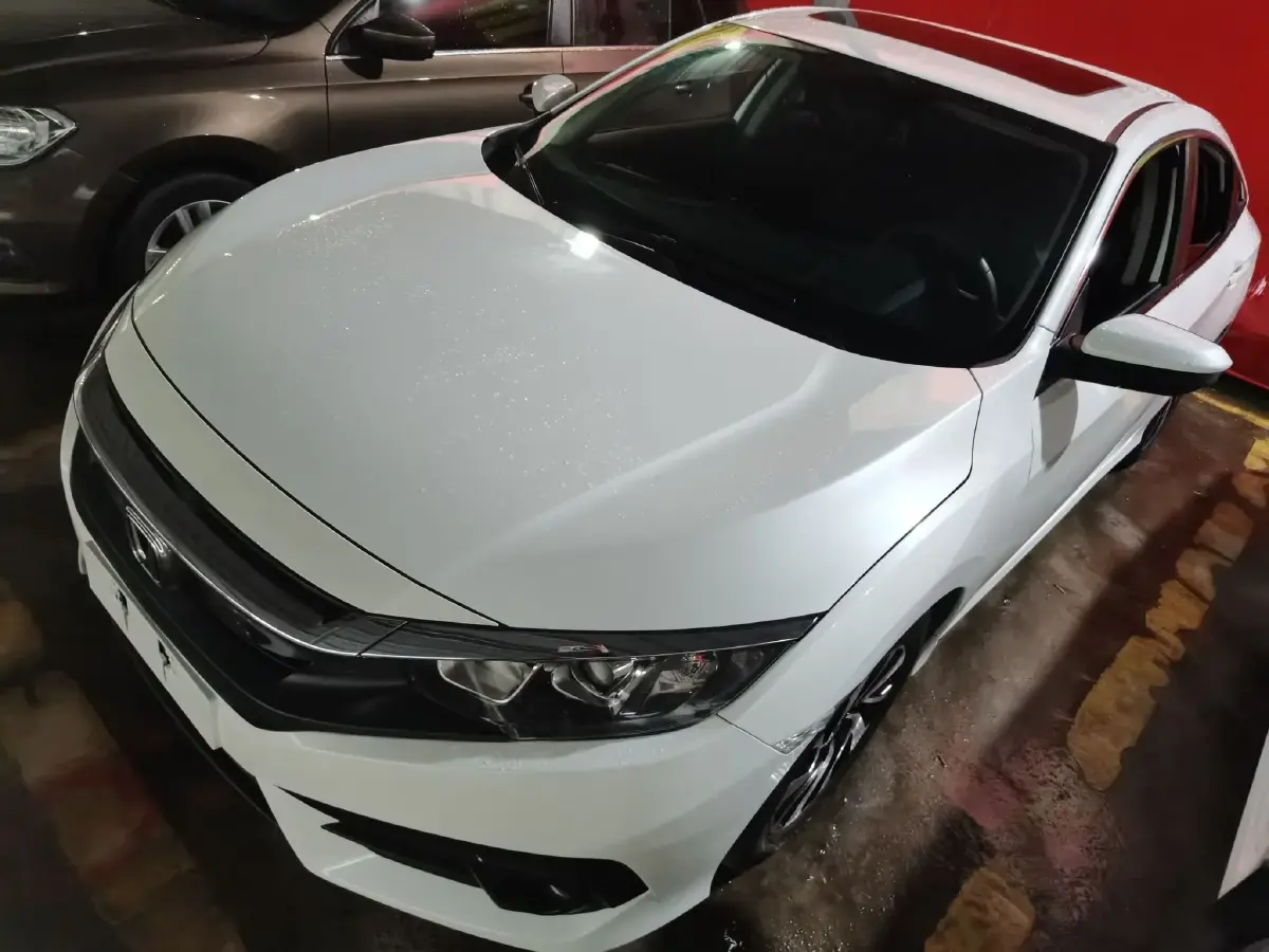 2016 Honda Civic 1.5T 177HP L4 CVT