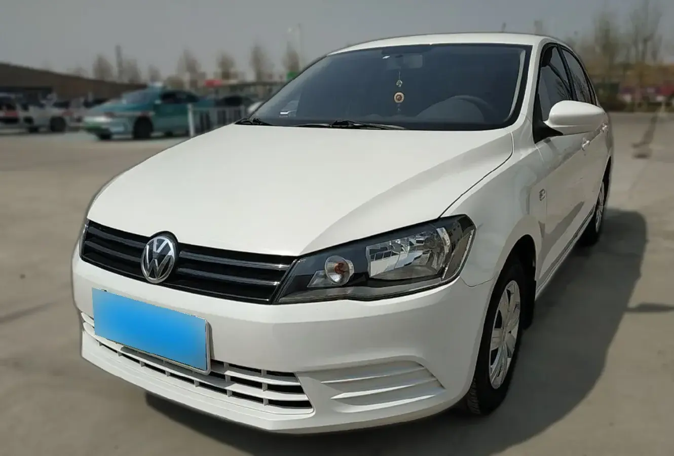 2013 Volkswagen Jetta 1.6L 110HP L4 5MT