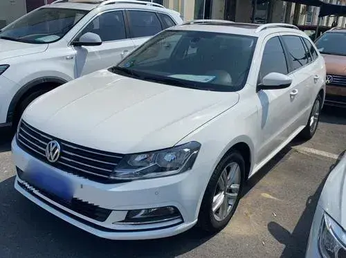 2015 Volkswagen Gran Lavida 1.6L 110HP L4 6AT