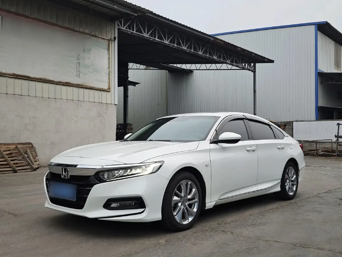 2018 Honda Accord 1.5T 177HP L4 CVT