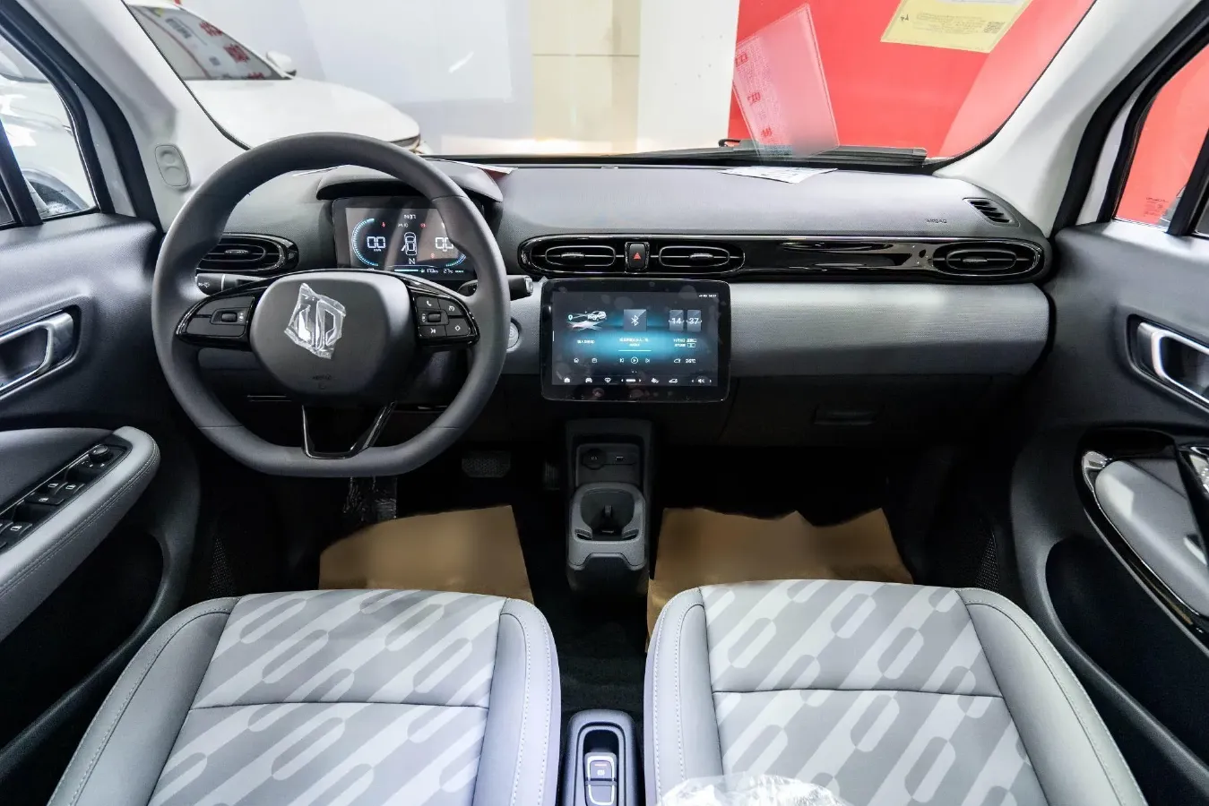 2024 Leapmotor T03 BEV 31.9KWH,autocango,china used car exporter,china ev exporter,chinese used car exporter,chinese used ev exporter