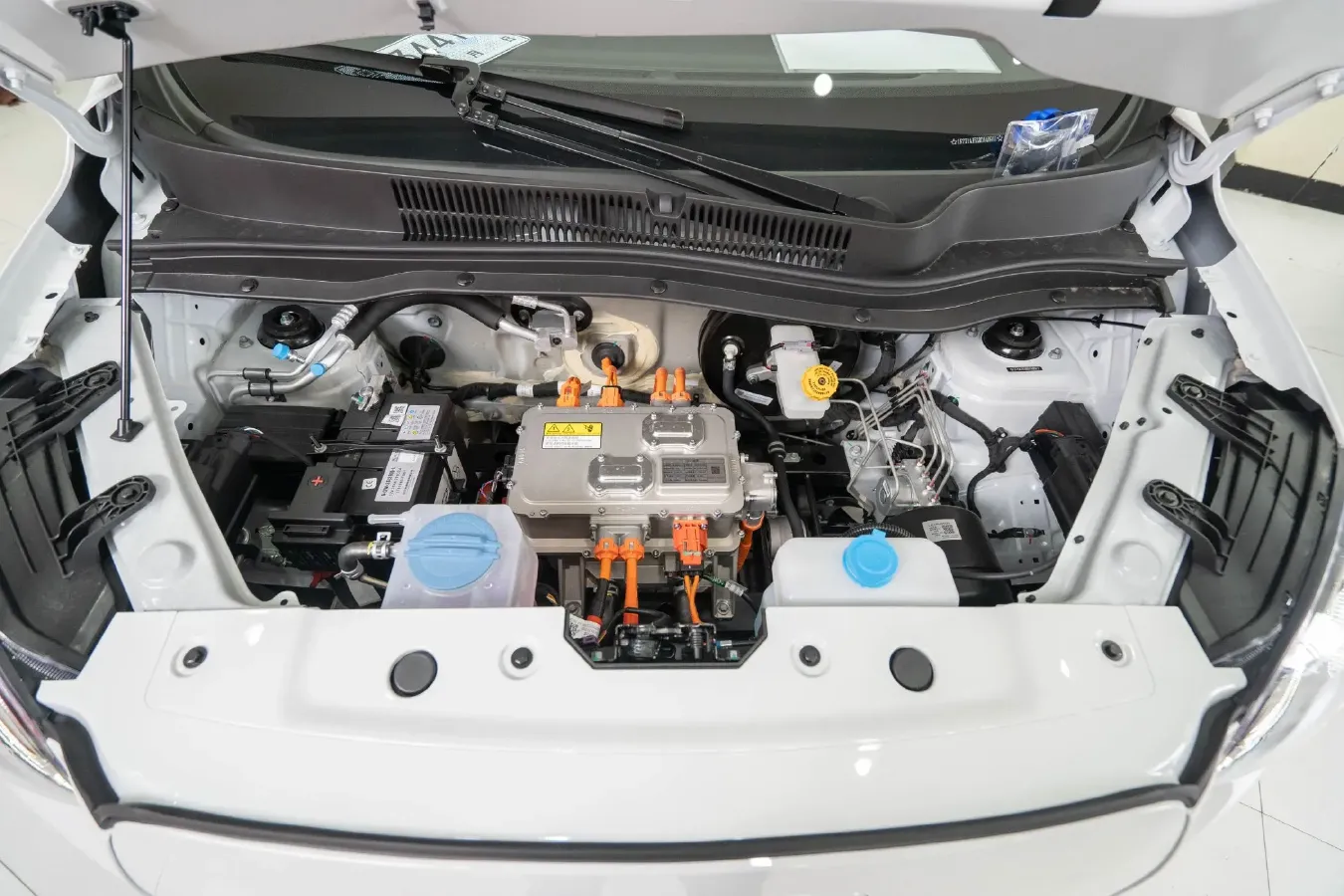 2024 Leapmotor T03 BEV 31.9KWH,autocango,china used car exporter,china ev exporter,chinese used car exporter,chinese used ev exporter