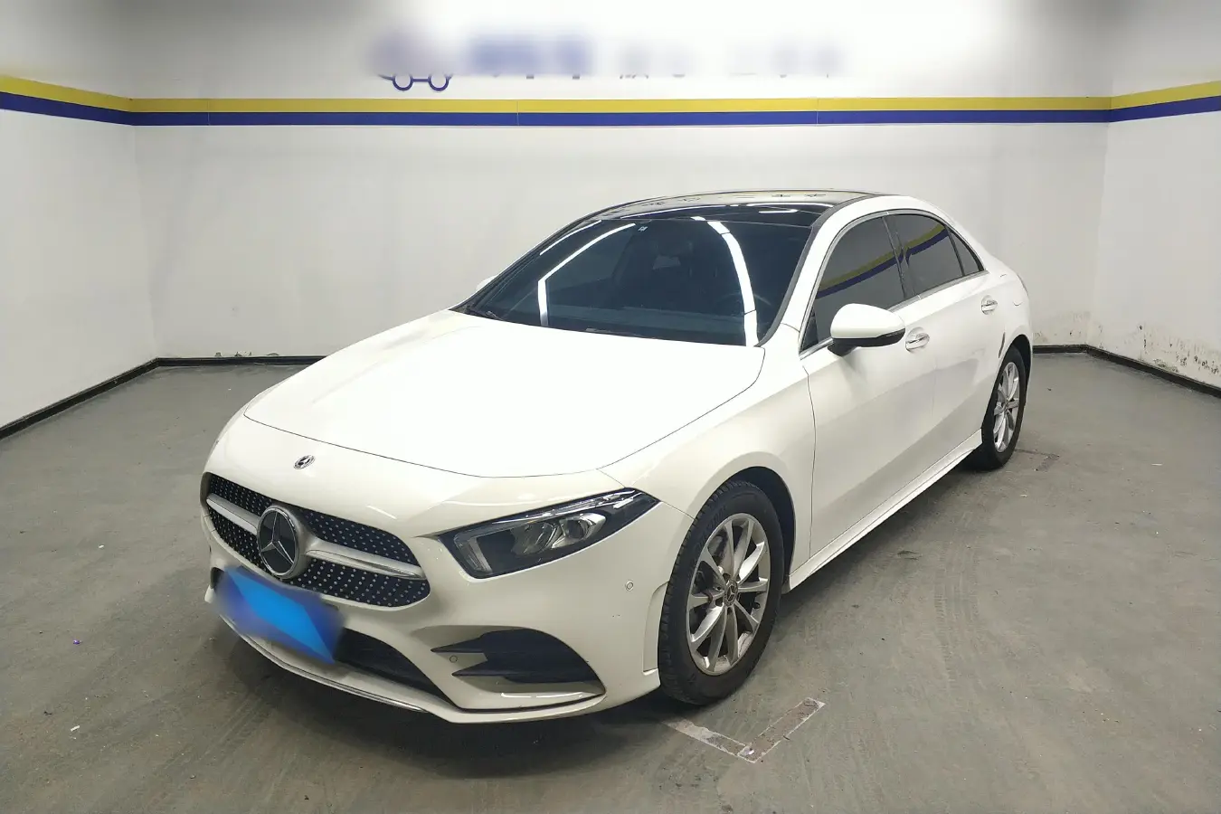 2022 Mercedes-Benz A Class 1.3T 163HP L4 7DCT