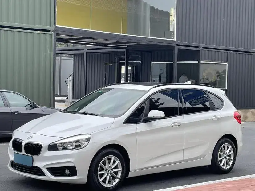 2016 BMW 2 Series Wagon 1.5T 136HP L3 6AT