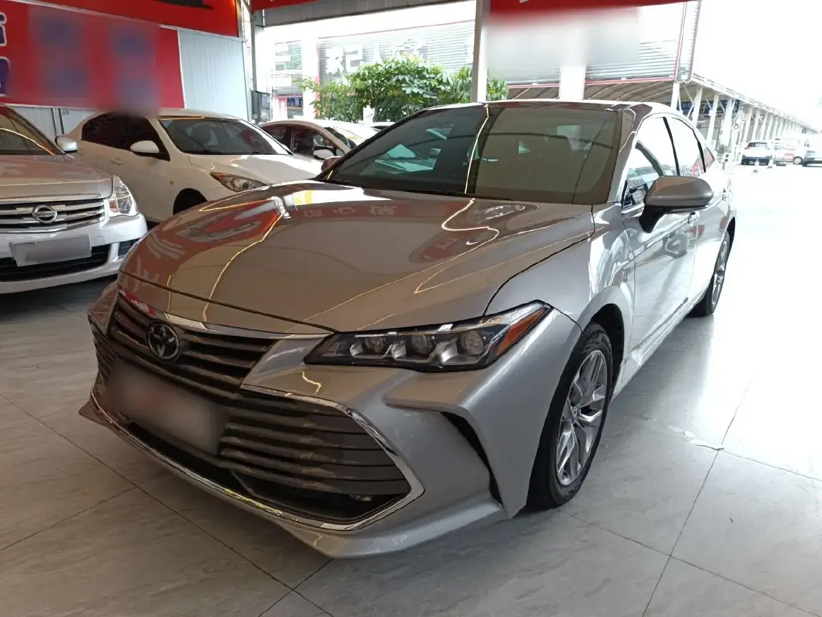 2021 Toyota Avalon 2.5L 209HP L4 8AT