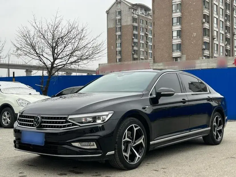 2023 Volkswagen Magotan 2.0T 186HP L4 7DCT
