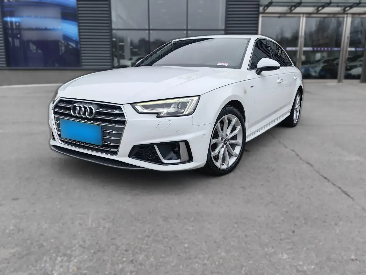 2019 Audi A4L 2.0T 190HP L4 7DCT